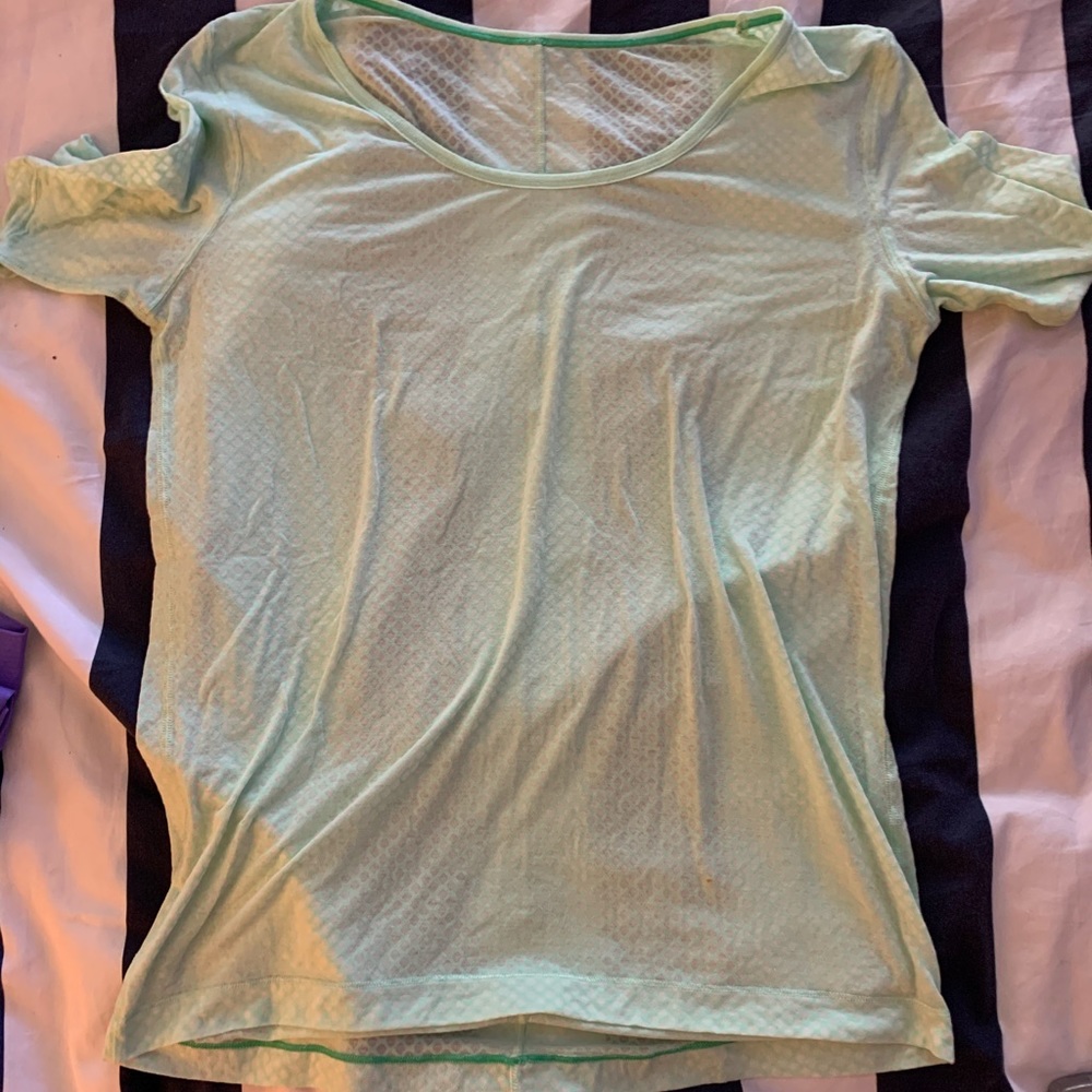 Lululemon top